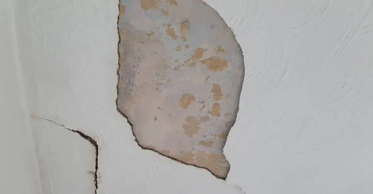 damage-to-ceiling-nottingham-case-study