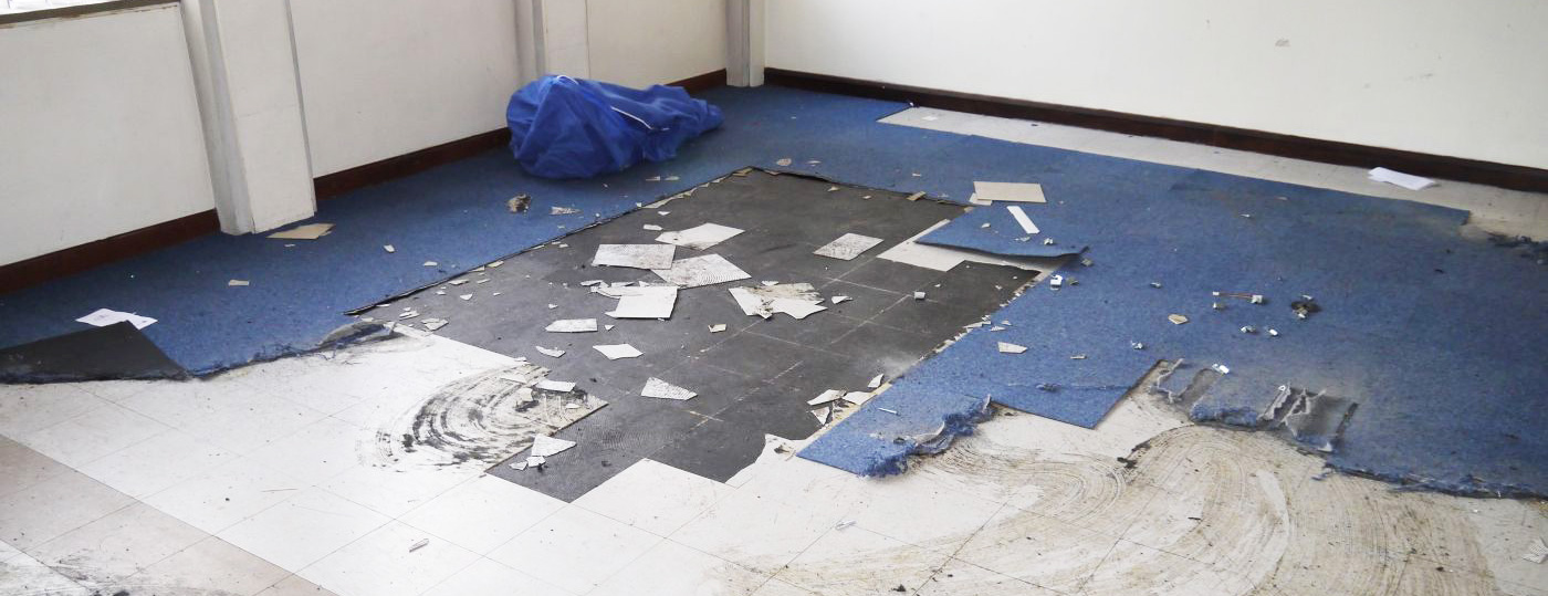 Asbestos vinyl and thermoplastic floor tiles